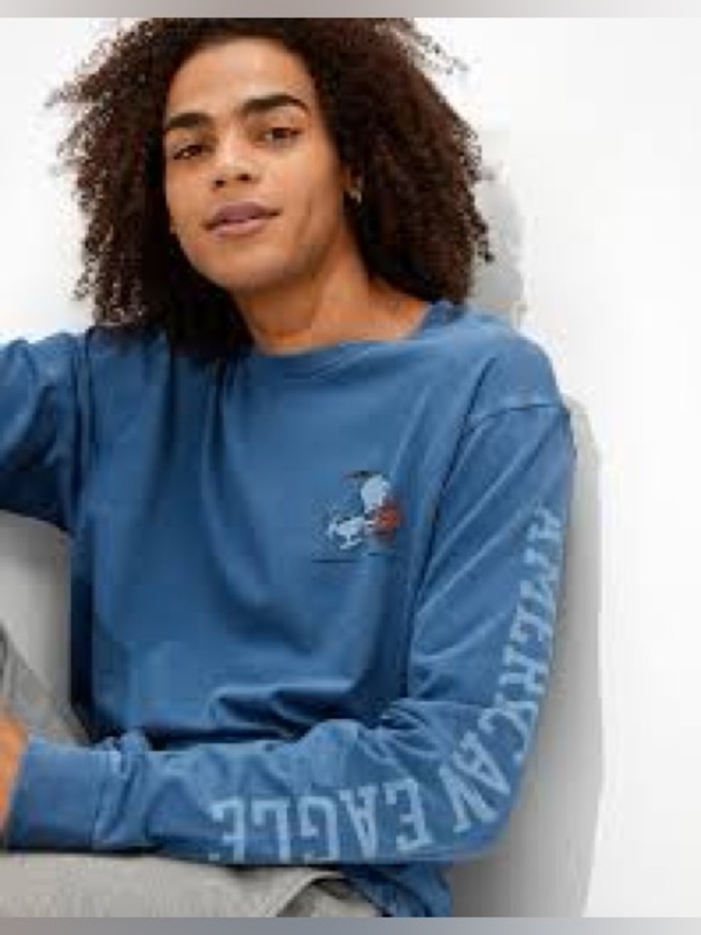 American Eagle Snoopy Long Sleeve Graphic T-Shirt